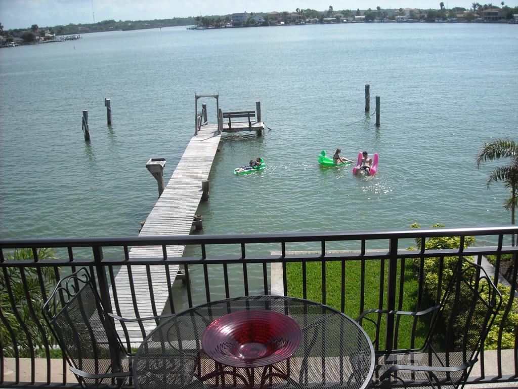 Mediterranean Three Story Beach Townhouse St. Pete Beach Eksteriør billede