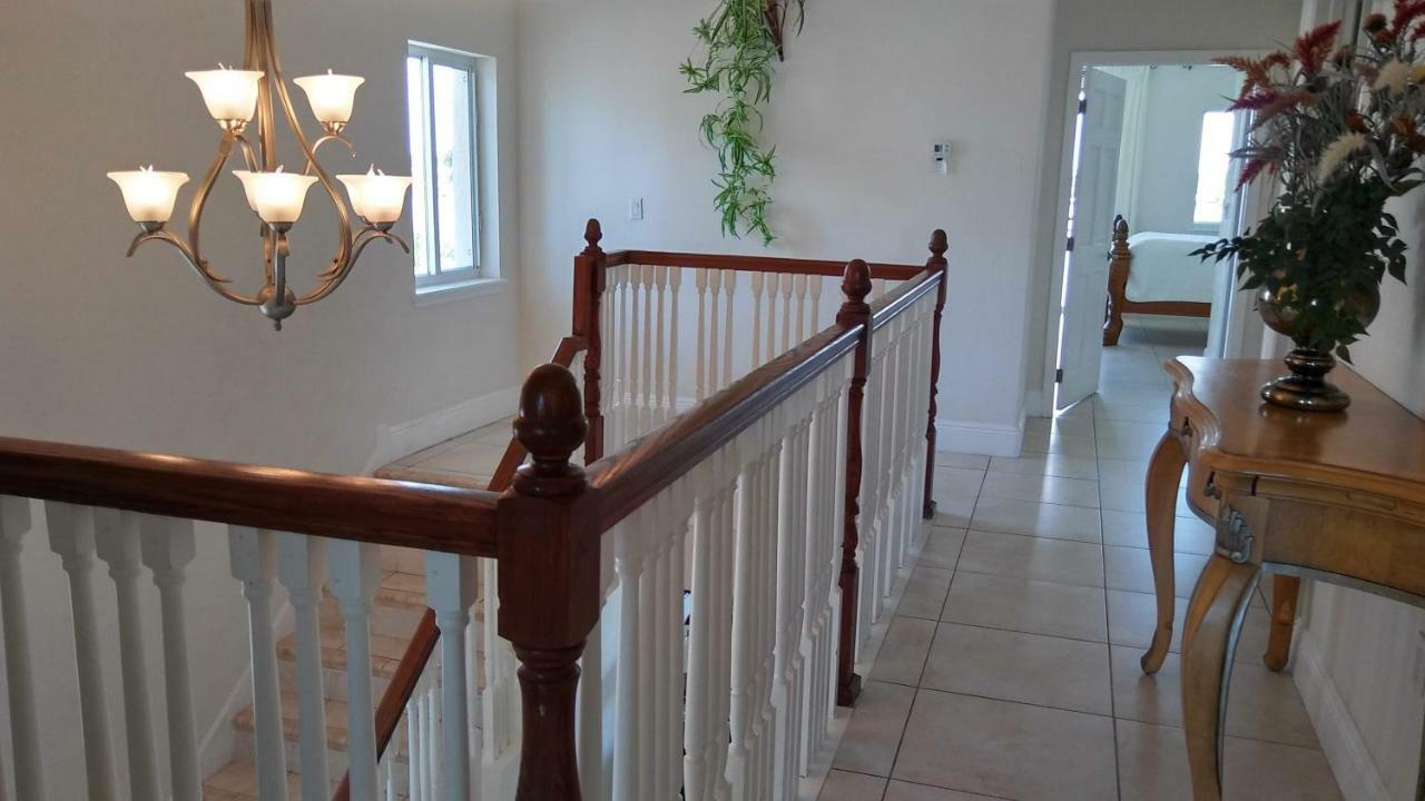 Mediterranean Three Story Beach Townhouse St. Pete Beach Eksteriør billede
