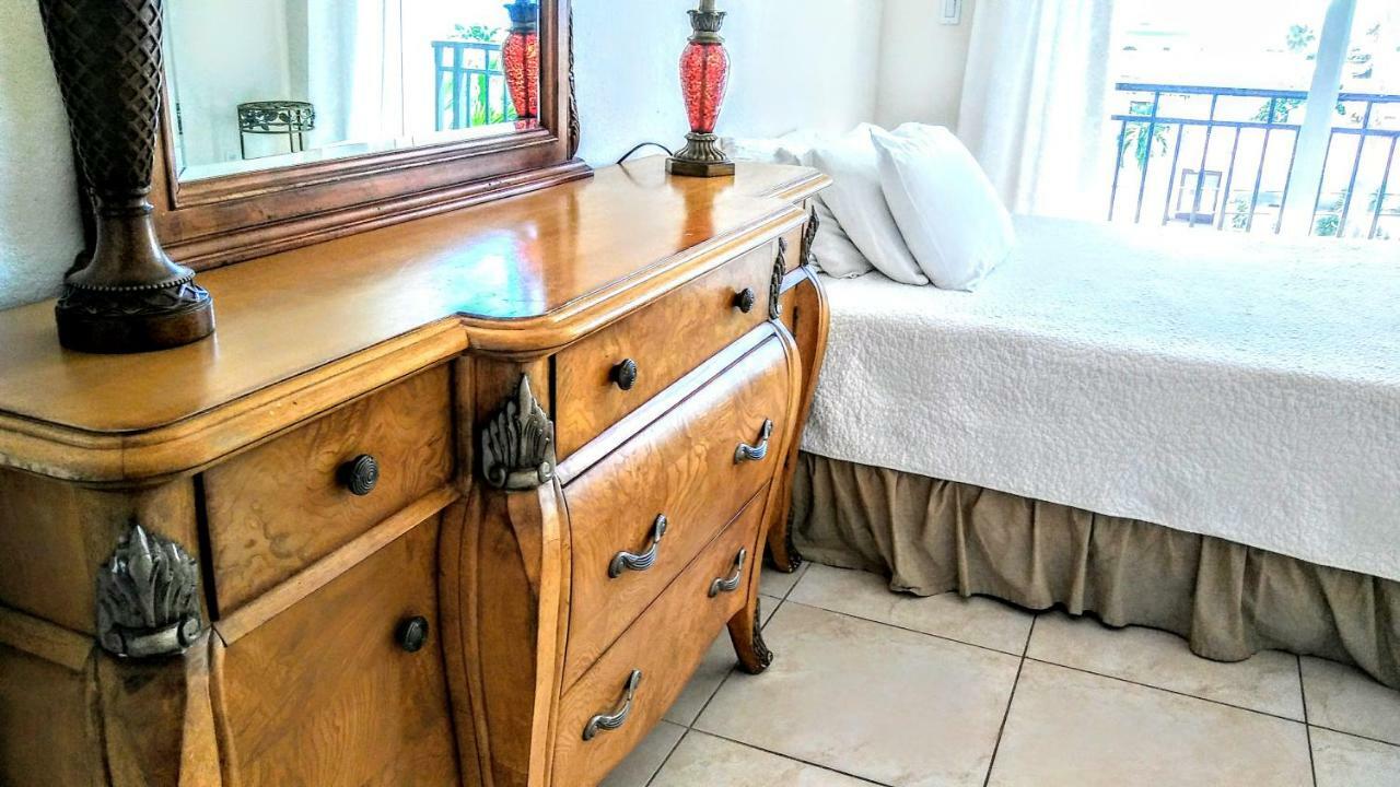 Mediterranean Three Story Beach Townhouse St. Pete Beach Eksteriør billede